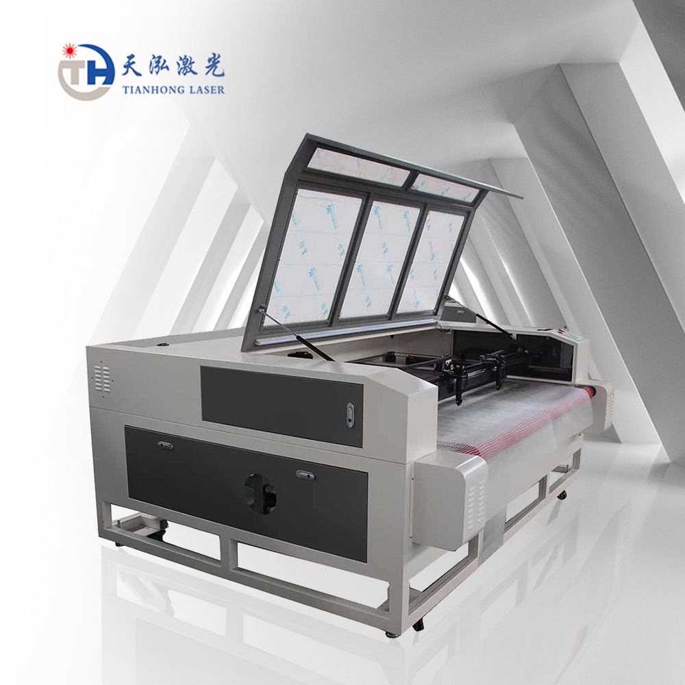 Auto Feeding Laser Cutting Machine